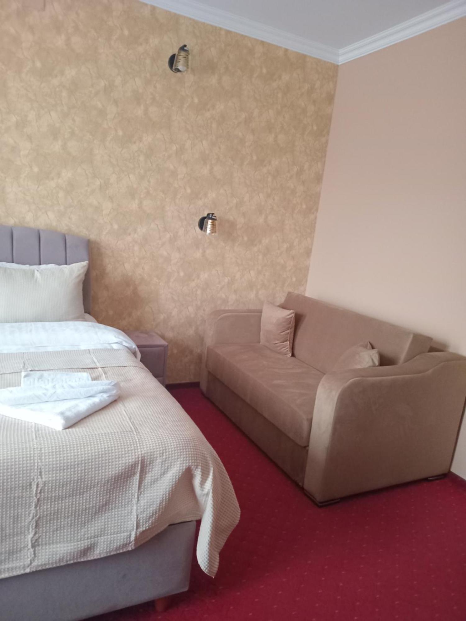 Coliseum Hotel Calafat Eksteriør billede
