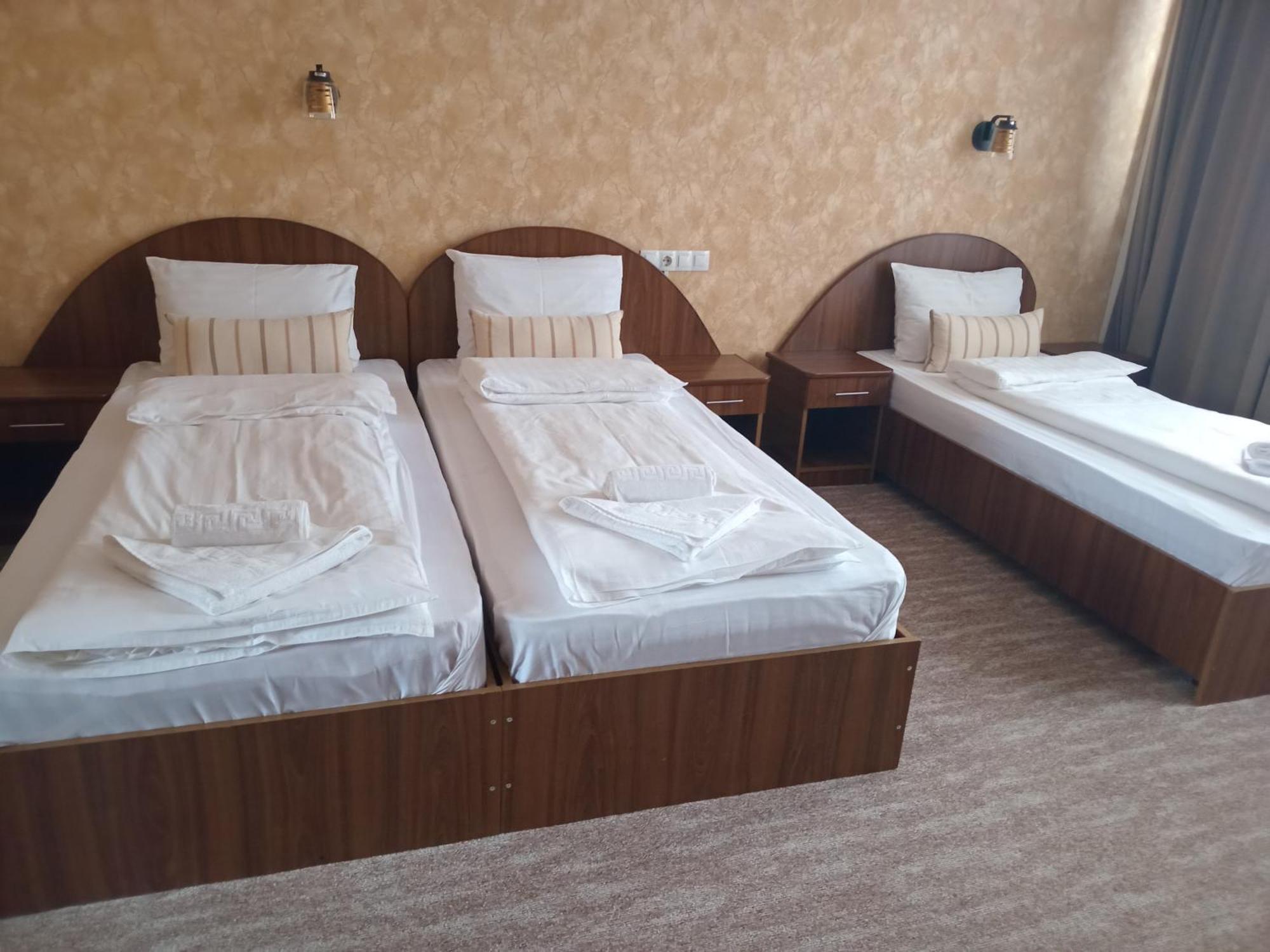 Coliseum Hotel Calafat Eksteriør billede